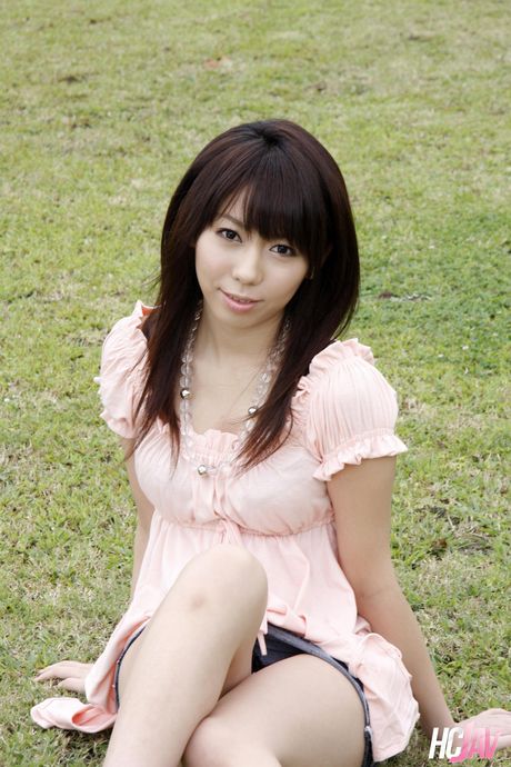 Asian girl Maho Sawai plays with her pussy in a backyard