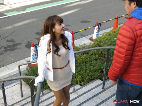 Brown-eyed Japanese beauty Narumi Honda gets her pussy drilled