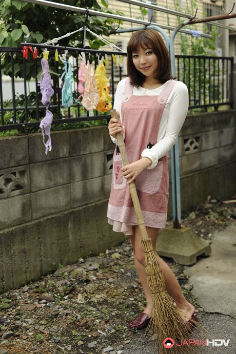 First-class Asian teen Juri Kitahara strips and toys her pussy in a solo