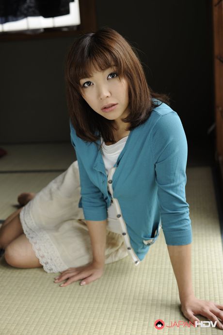 Nice Asian Juri Kitahara flaunts her thick ass and spreads her legs for a pussy shot