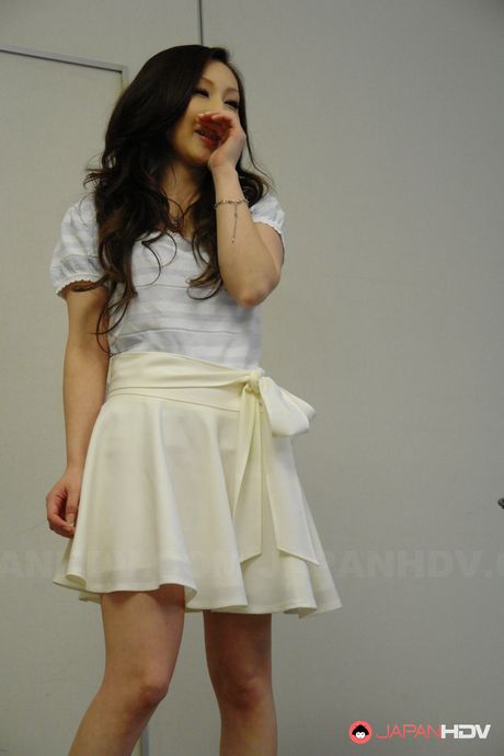 巨乳寶貝 Asuka Souma 被綁在地牢裡玩弄