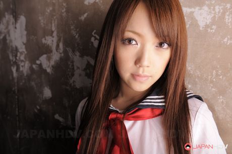 亞洲女學生 Nazuna Otoi 被男友玩弄陰部