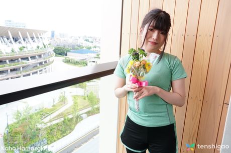 Kaho Hamazaki er en japansk babe, der elsker at få sin fisse