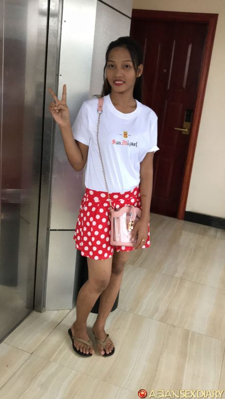 性感業餘愛好者 Jennifer C 脫衣露陰