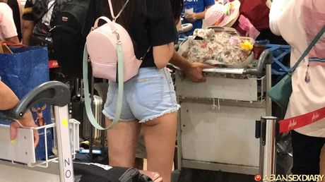 Skinny japanese cutie Amateur gets her shaved pussy licked and fingered