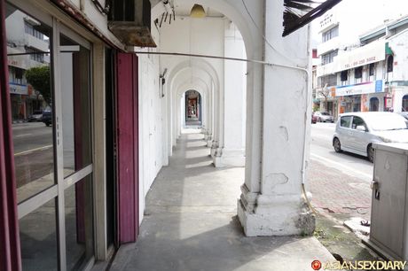 亞洲熟女 Delima 在一場撞球比賽後被內射