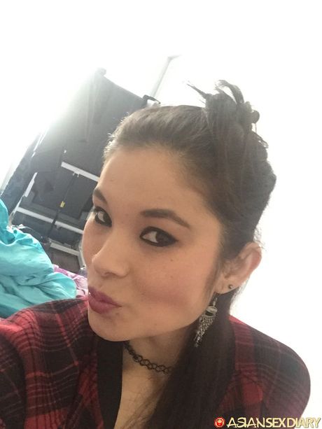 Asian babe Miyuki Son gets her hairy pussy licked out and fucked