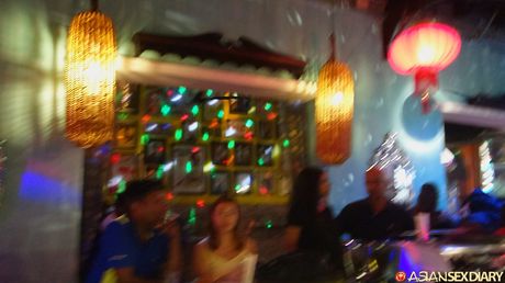 亞洲封面女郎業餘愛好者在狂野之夜後被內射