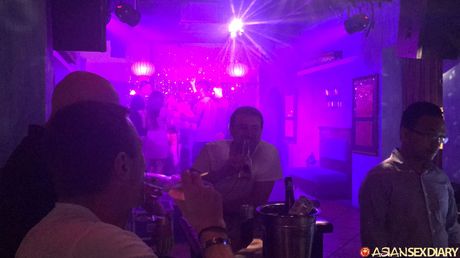 亞洲封面女郎業餘愛好者在狂野之夜後被內射