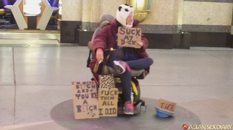 素敵な日本のベイビーアマチュアは、角質の男に彼女の猫を掘られます