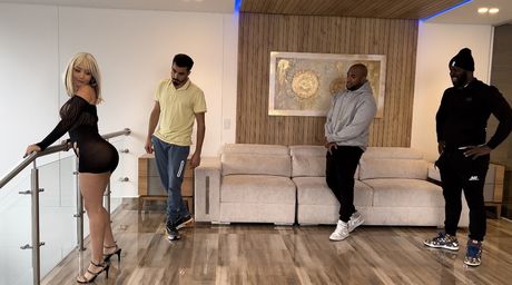 Blonde Colombian girl Natasha Teen gets a double penetration in a 4some