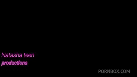 哥倫比亞黑髮美女 Dana Curly 在肛交前被舔了她完美的屁股