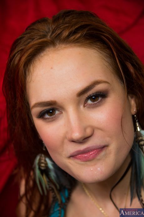 Chubby amateur Siri gets her big tits jizzed after a hot fuck scene