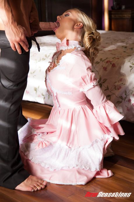 金髮美國封面女郎 Tracey Sweet 的毛茸茸陰戶被猛乾