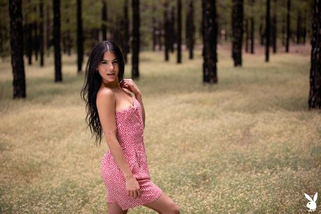 Estefania Pahe is a hot brunette who loves to get naked outdoors