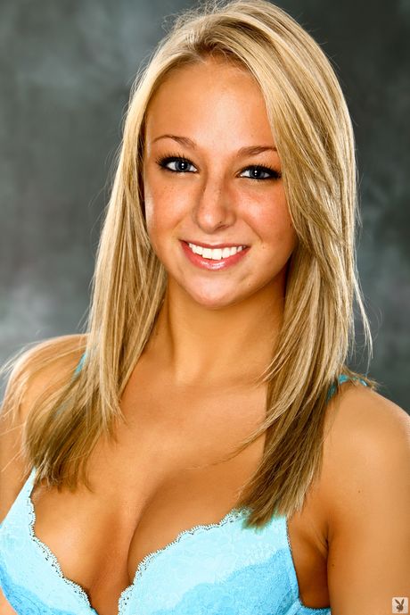 P: Playboy Plus 與 Sara、Katelyn Laney、Kayla、Kelly、Dani Mathers、Niko 等人的最佳照片