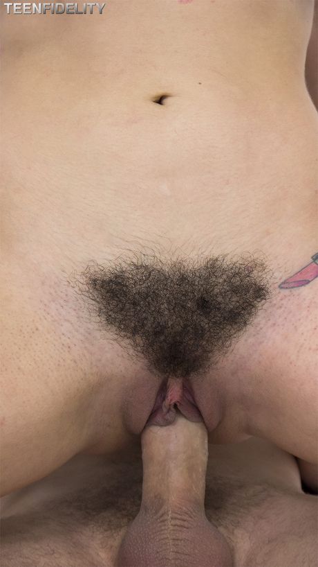 Stunning brazilian brunette Karlee Grey gets her pussy eaten out and fucked in VR