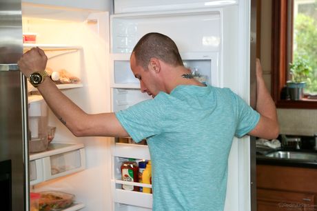 Asian cutie London Keyes gets double fucked by two guys at the same time