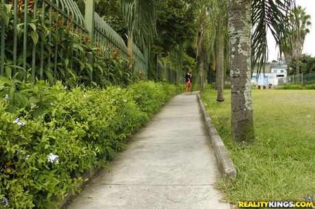 Blond brasiliansk søde Nanda Rios får sin røv slikket og sin fisse dicked