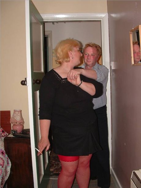 Blonde british MILF Jay Sexy gets her big racks and pussy licked before getting fucked