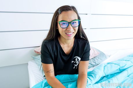 Kimmy Kimm 是一名對性有著強烈慾望的青少年，而且她並不害羞