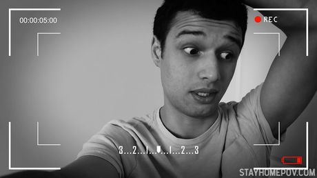 黒髪のホンジュラス人美女ヴァレンティーナ・ジュエルズが少年と性交