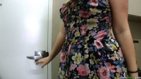 Cute american stunner Cali Hayes gets her twat filled with a dick in the outdoors