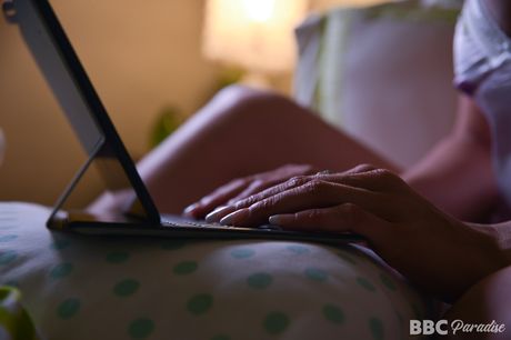 金髮美國媽媽 Rachael Cavalli 與黑人發生性關係