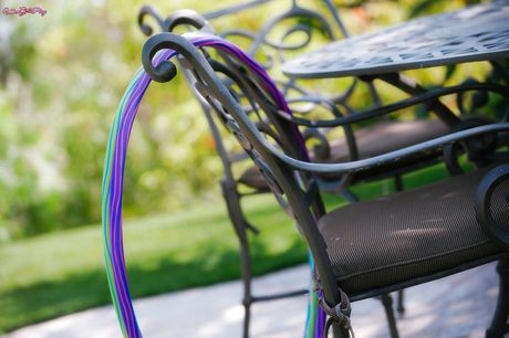 レズビアンドールのジェナ・サティバとシャイラ・ジェニングスがベッドの上でオマンコを舐める