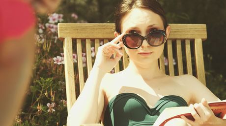 Asian lesbians Lexi Dona & Paula Shy kiss before having sex with a girl